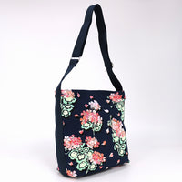 Cath Kidston キャスキッドソン ショルダーバッグ 106505418837102 ZIPPED MESSENGER BAG Geraniums