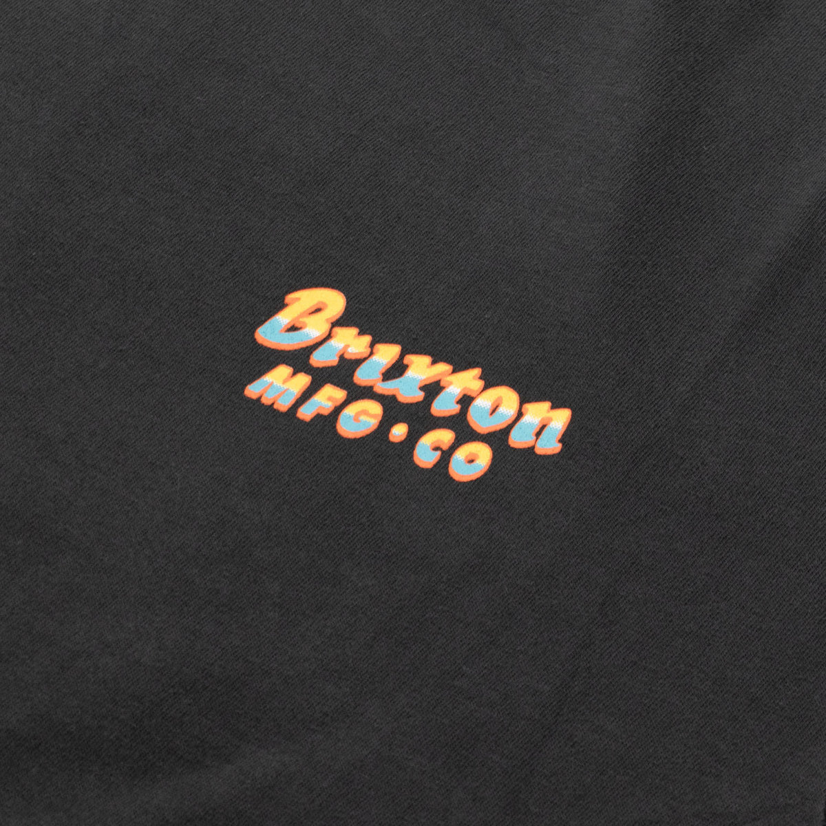 BRIXTON DISTRICT S/S STT ヴィンテージ感 BLACK WORN WASH 100%綿 Tシャツ (16911)