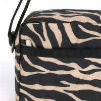 LeSportsac レスポートサック ショルダーバッグ 2434 DANIELLA CROSSBODY HC94 RAFFIA ZEBRA