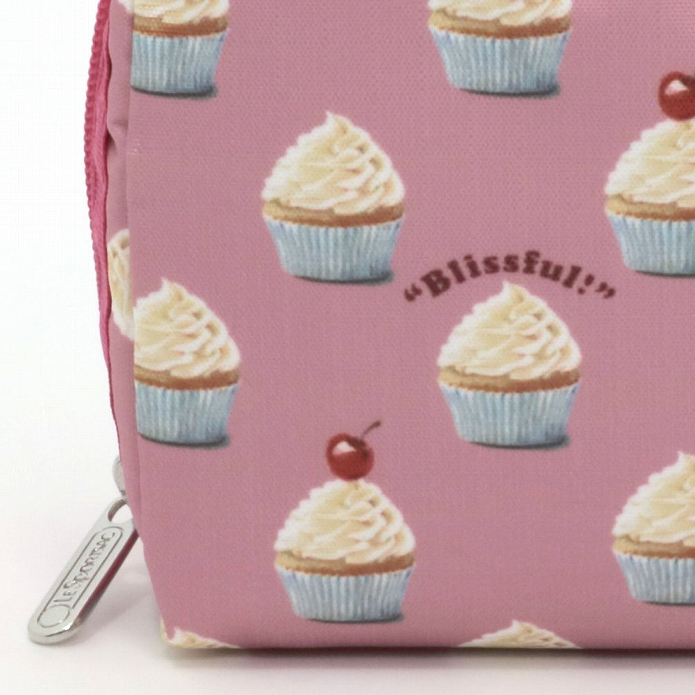LeSportsac レスポートサック ポーチ 6701 SQUARE COSMETIC HD87 SWEET CUPCAKE DELIGHT [並行輸入商品]